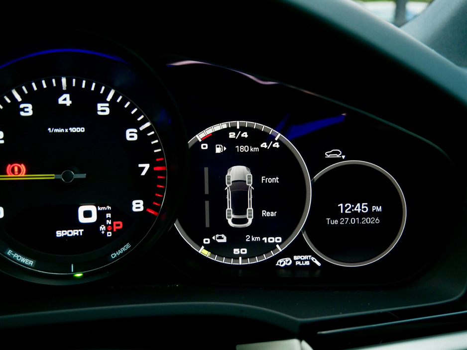 2023 Porsche Cayenne 3.0 V6 E-Hybrid 4WD Auto €87,950