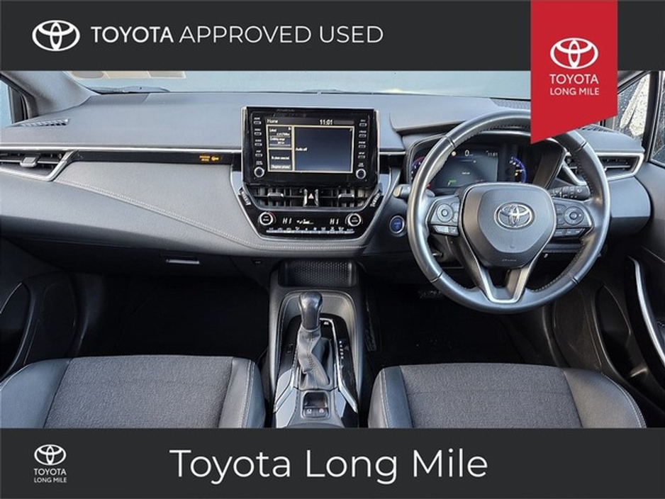 2023 Toyota Corolla - image 8
