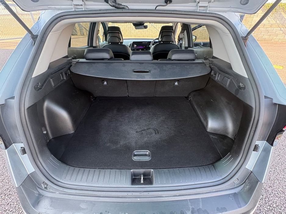 2022 Kia Sportage - image 13