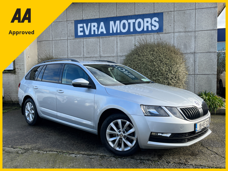 2019 Skoda Octavia AMBITION ESTATE 1.6 DIESEL //REVERSE CAMERA//CARPLAY// €16,950