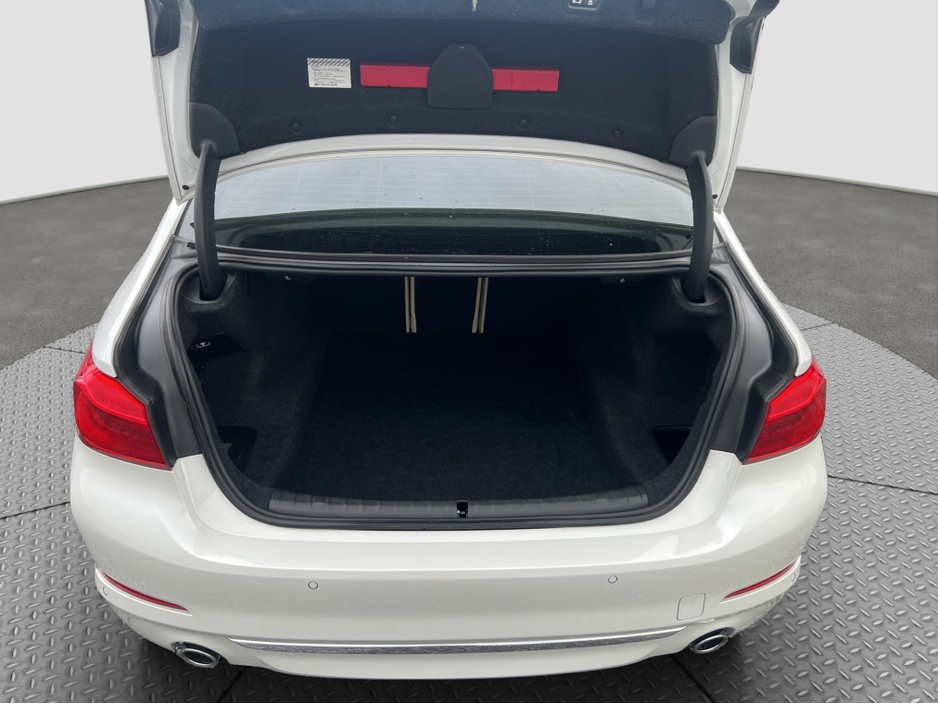 2017 BMW 5 Series 2017 BMW 5 Series 523D Luxury Edition €24,950