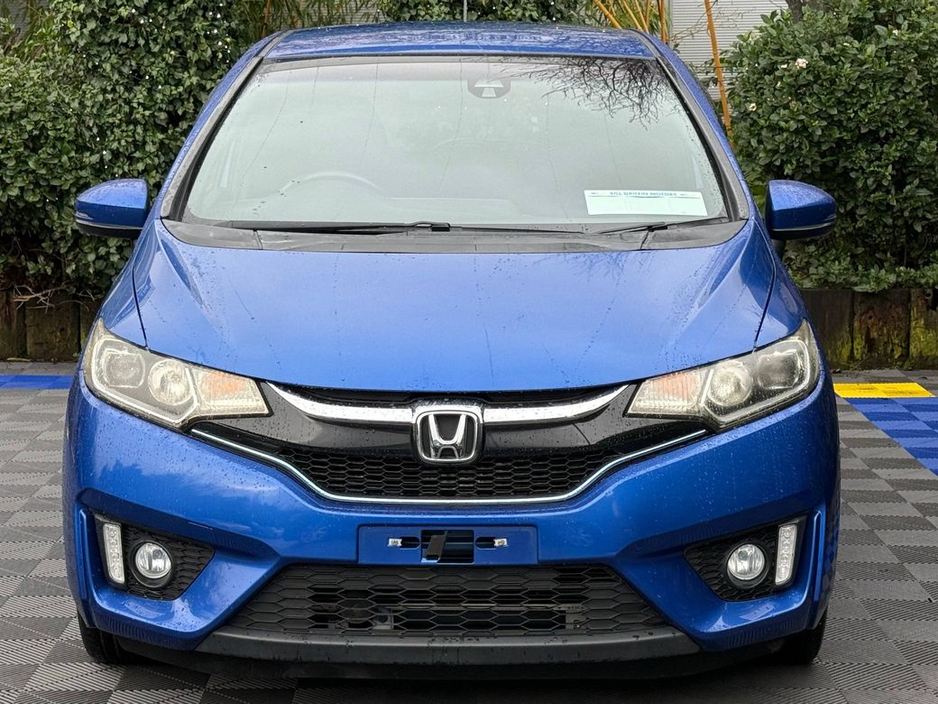 2016 Honda Fit SPORT 1.5 HYBRID // DIAMOND CUT ALLOYS // SERVICE HISTORY // PADDLE SHIFT €10,900