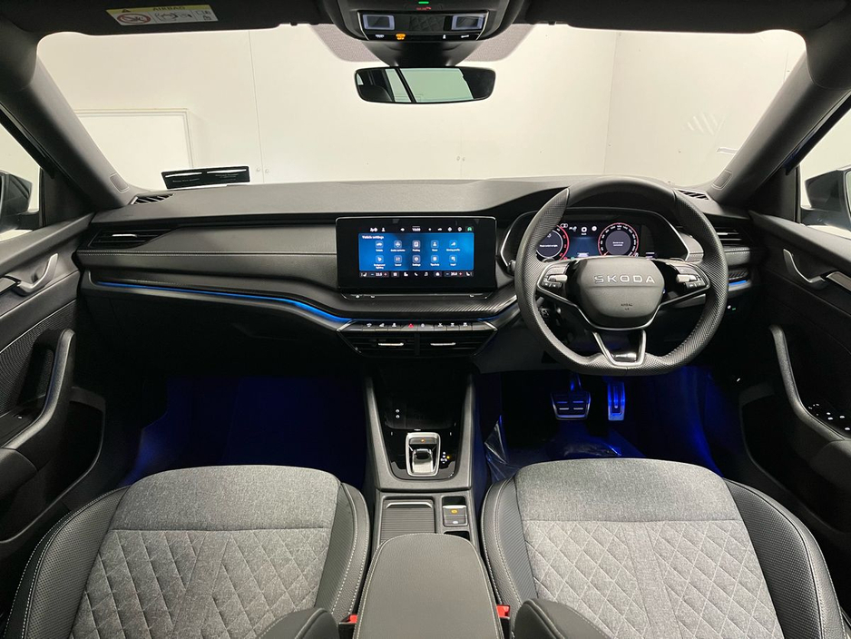 2025 Skoda Octavia - image 3