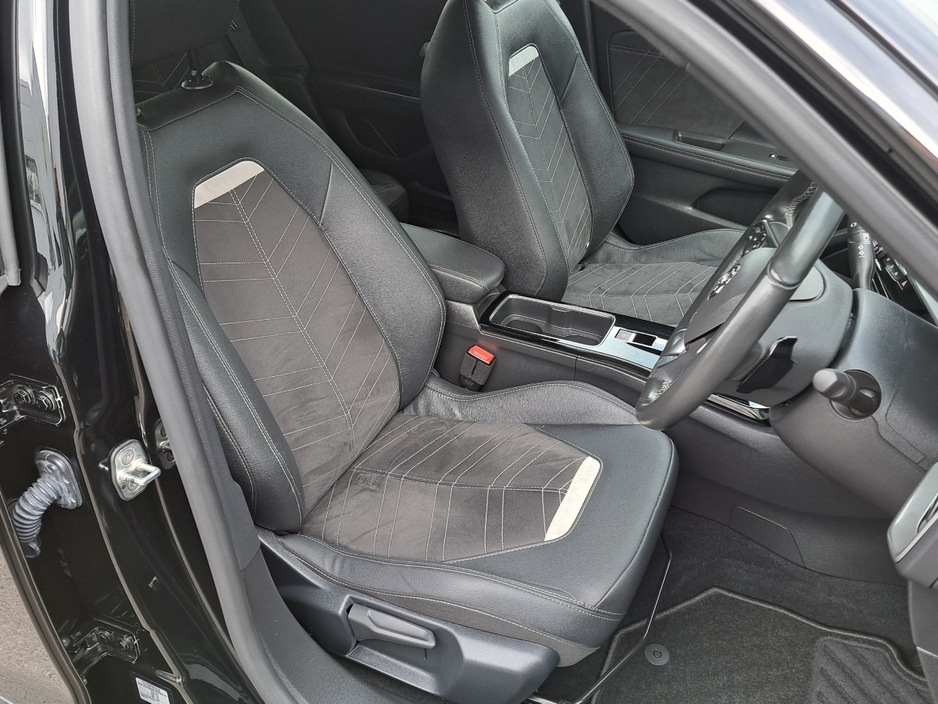 2023 Opel Mokka - image 15