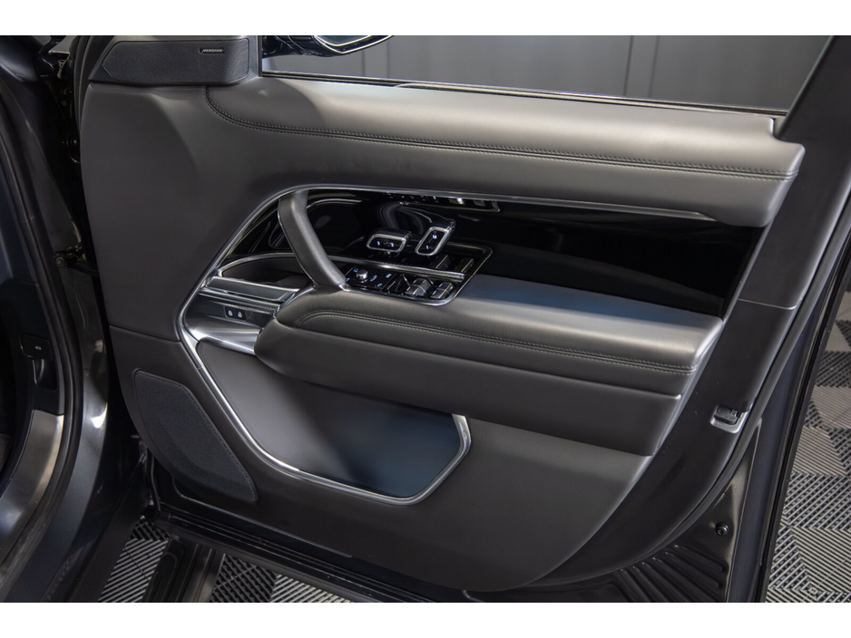 2024 Land Rover Range Rover Sport 3.0 Si4 PHEV 460PS AWD Auto Dynamic SE €131,950