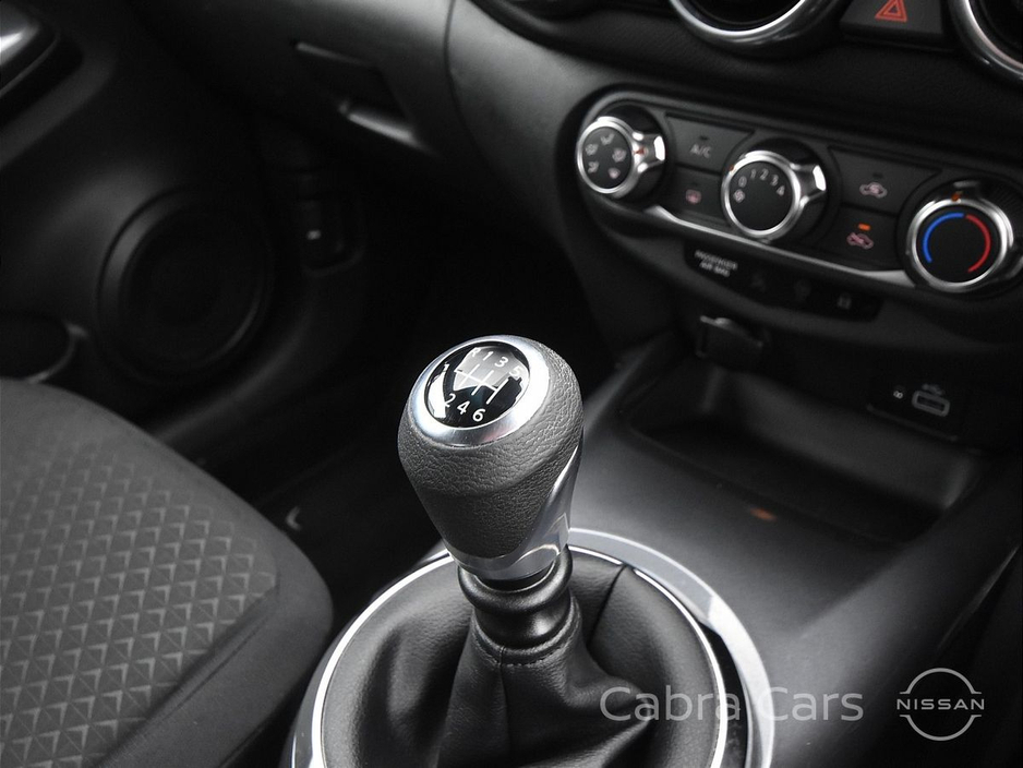 2020 Nissan Juke - image 17