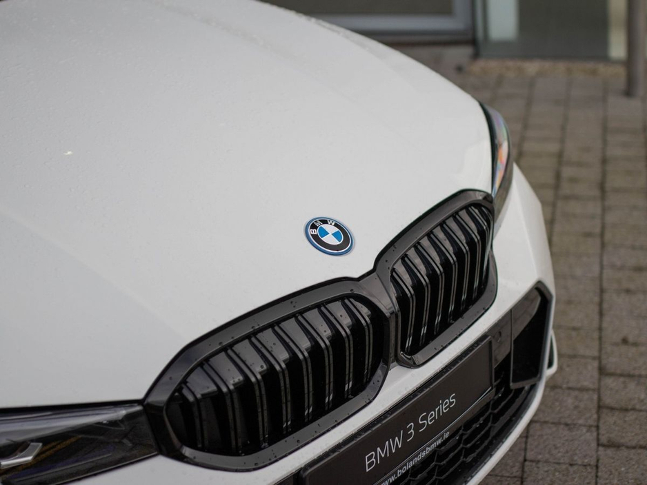2026 BMW 3 Series 330e M Sport Pro €66,495