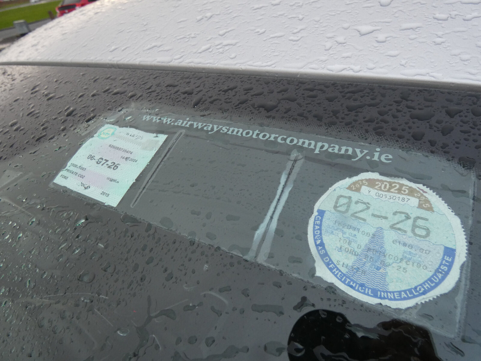 2015 Ford Focus - image 17