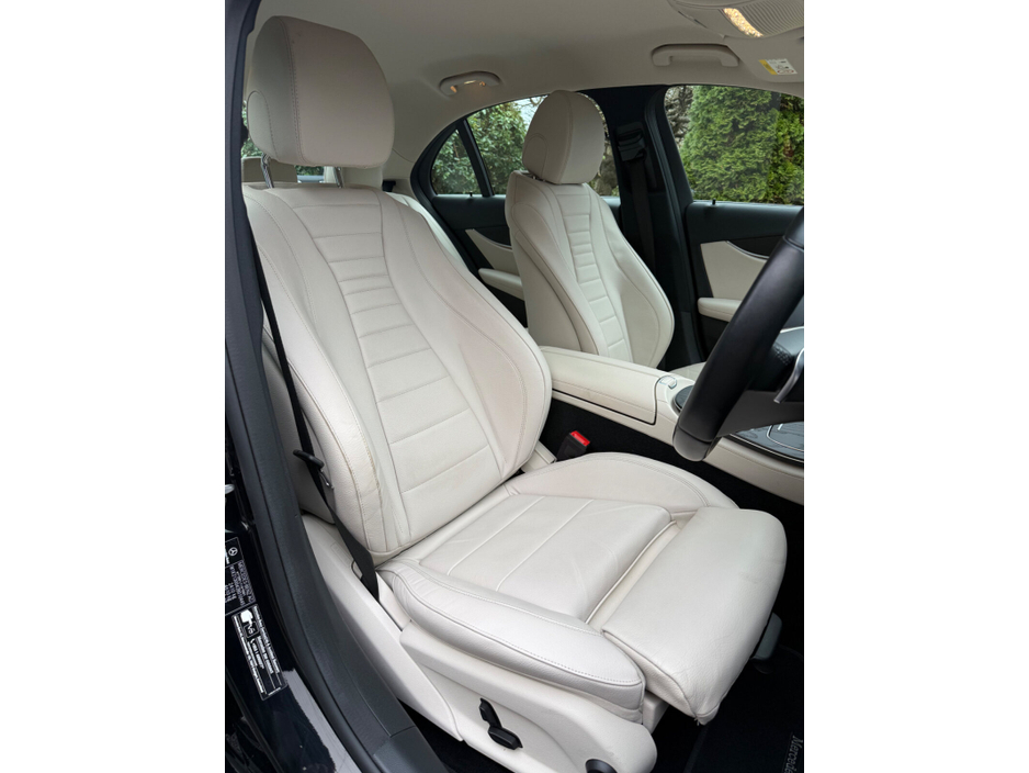 2022 Mercedes-Benz E Class - image 10