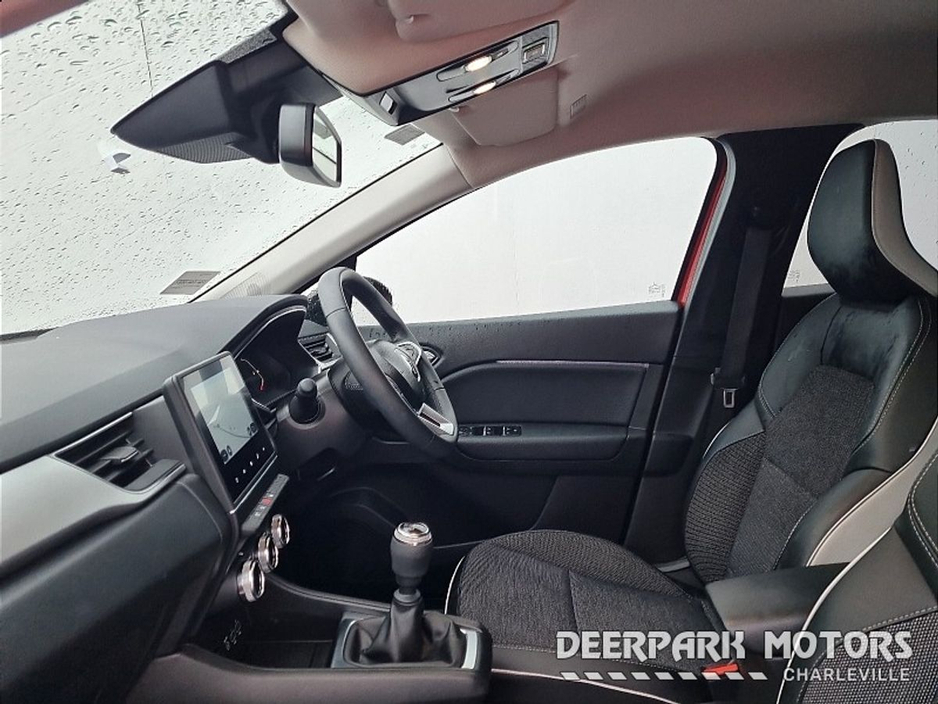 2023 Renault Captur TCe 90 Techno €23,750