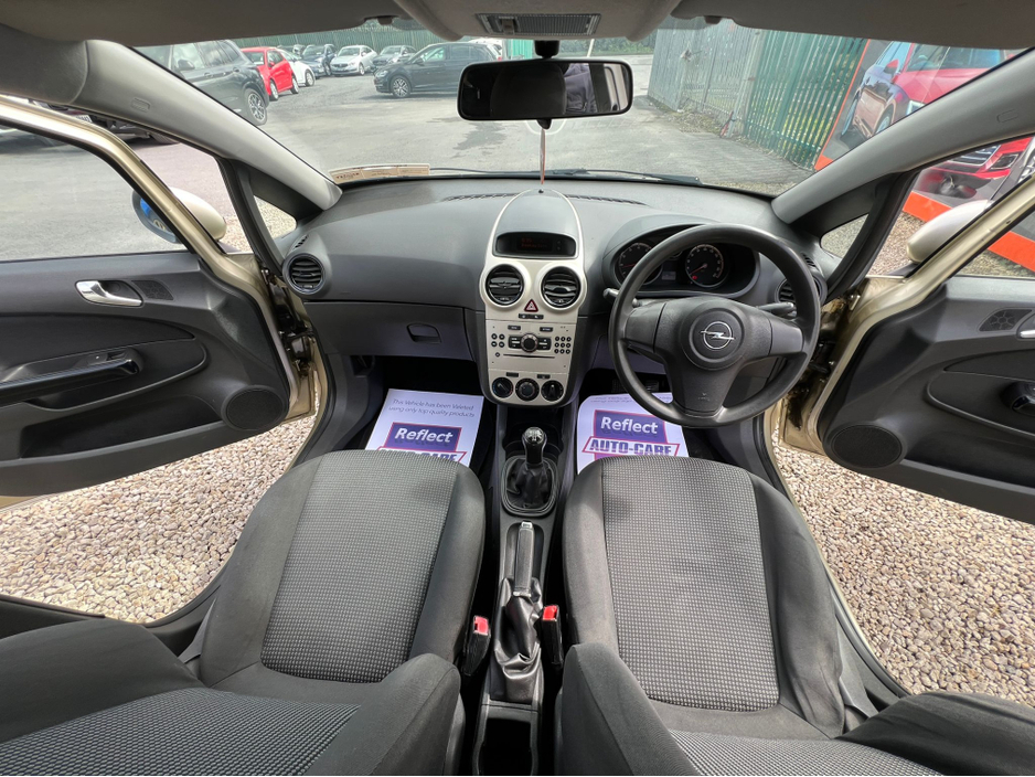 2007 Opel Corsa - image 12