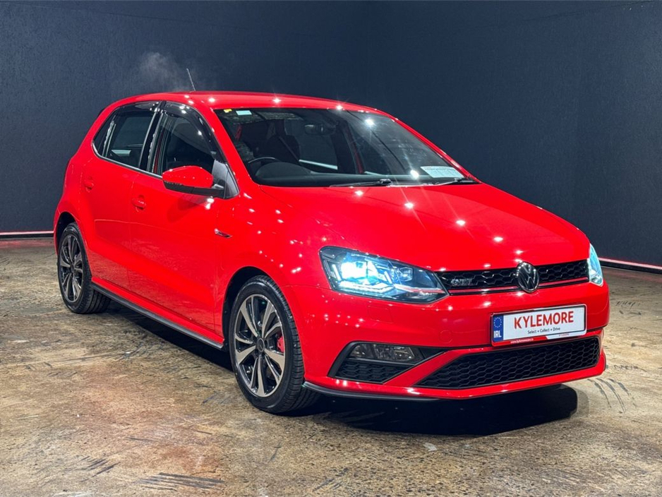 2015 Volkswagen Polo - image 9