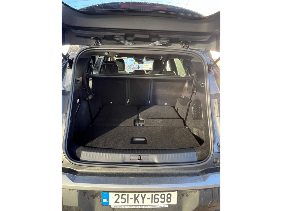 2025 Peugeot 5008 1.2 MHEV 145bhp E-DCS6 Allure €48,950