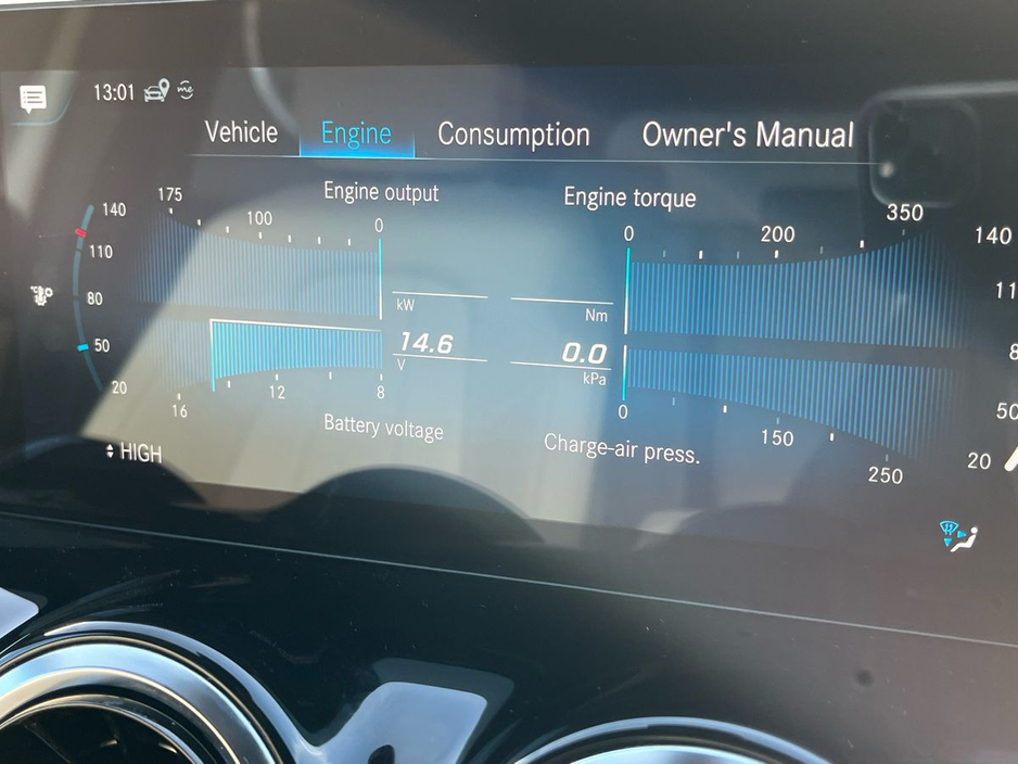 2022 Mercedes-Benz GLA Class - image 28