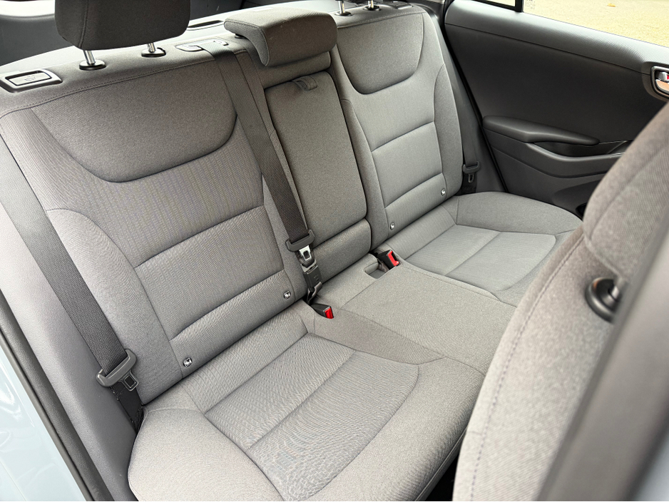 2022 Hyundai Ioniq PREMIUM EV//LOW MILEAGE//HYUNDAI SERVICE HISTORY//SIMI AND AA DEALER €15,900