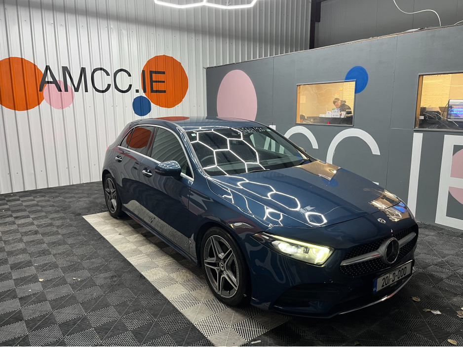 2020 Mercedes-Benz A Class 2020 MERCEDES-BENZ A200D AMG LINE 2.0 AUTOMATIC / CRUISE CONTROL / REVERSE CAMERA / ELECTRIC MEMORY & HEATED SEATS / PADDLE SHIFTERS