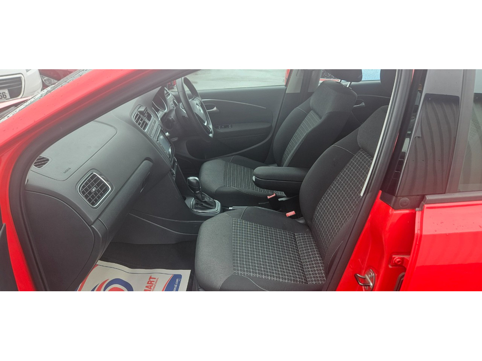 2015 Volkswagen Polo - image 21