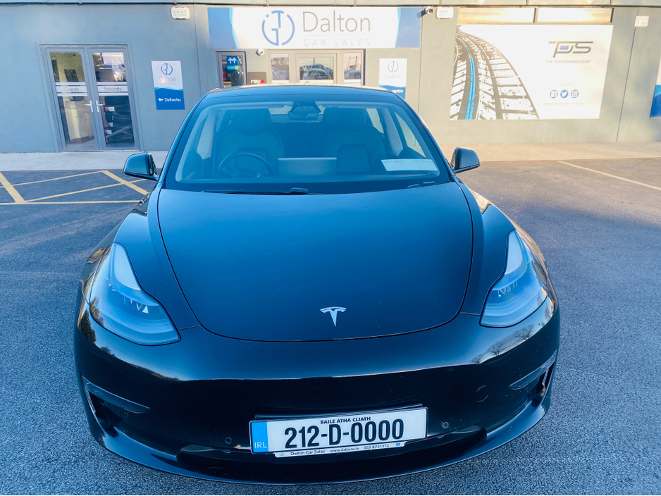2021 Tesla Model 3 - image 2
