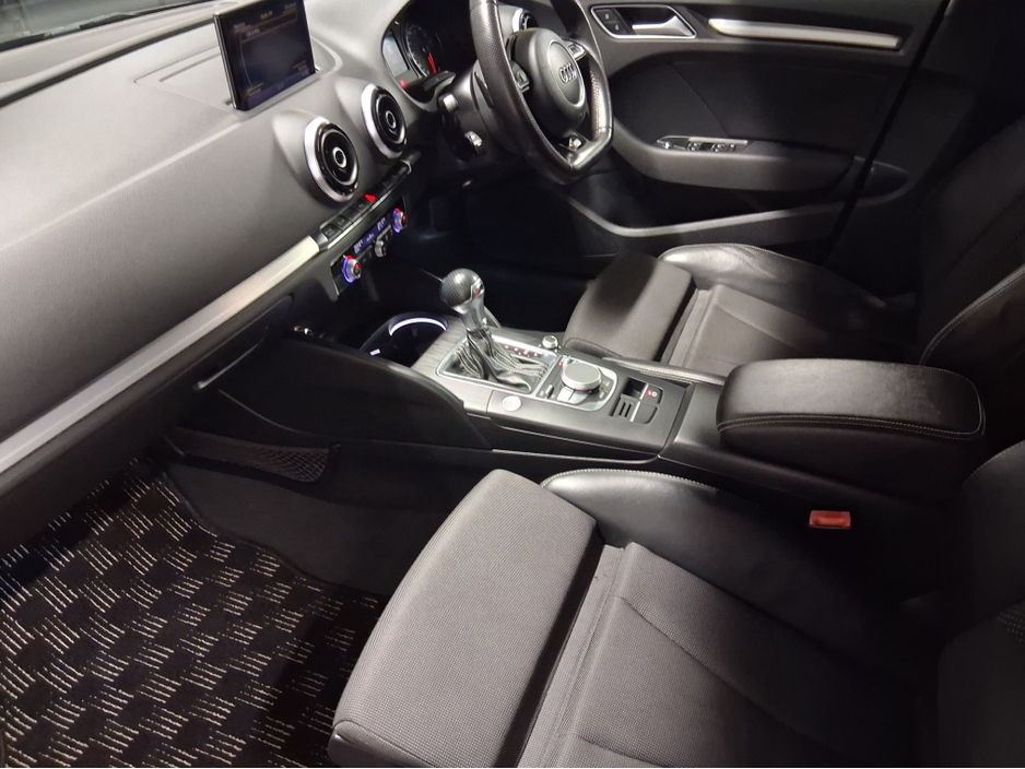 2015 Audi A3 **S LINE - AUTO** €14,888