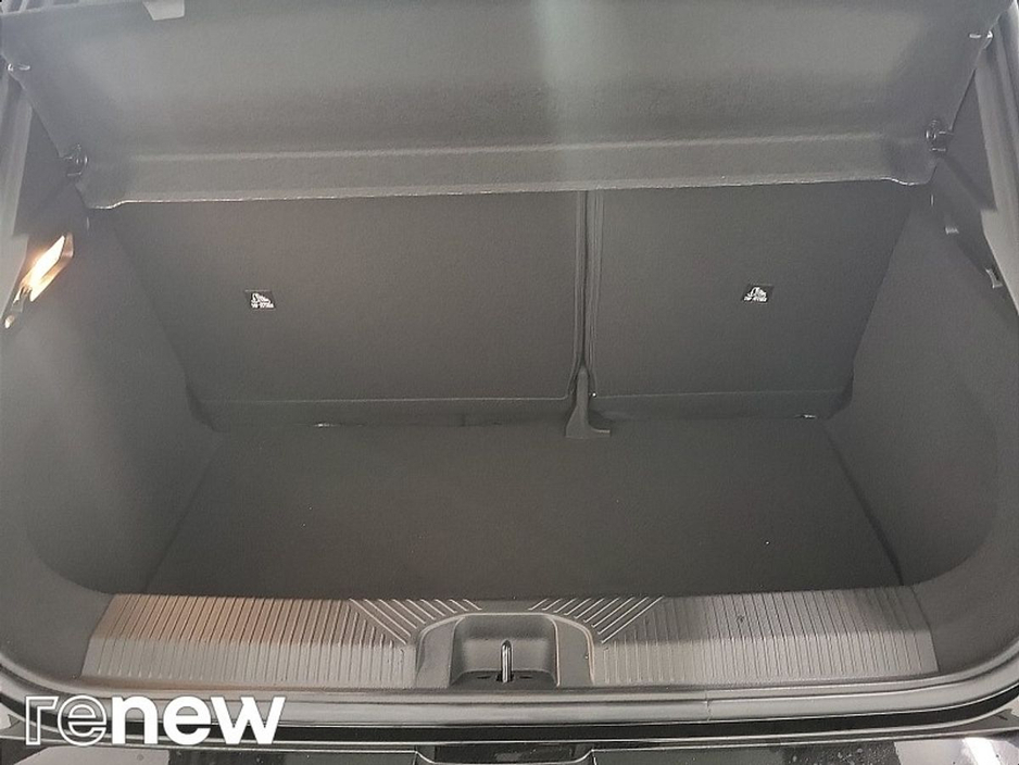 2025 Renault 5 - image 12