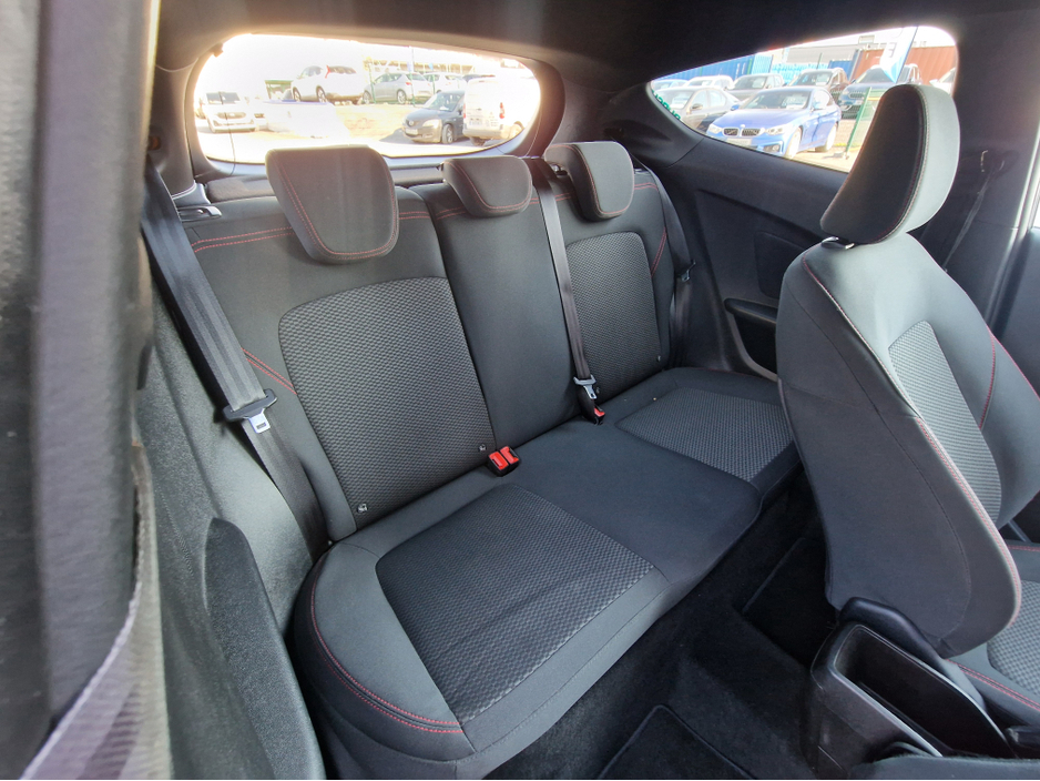 2019 Ford Fiesta - image 29