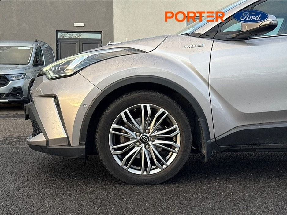 2022 Toyota C-HR 1.8 HYBRID SOL