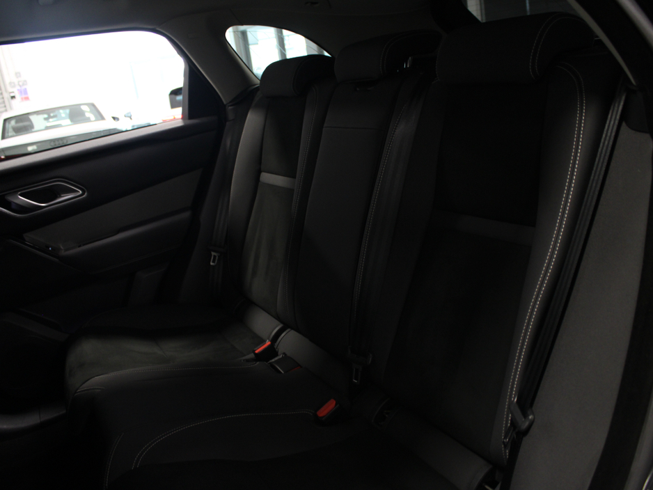 2020 Land Rover Range Rover Velar - image 33