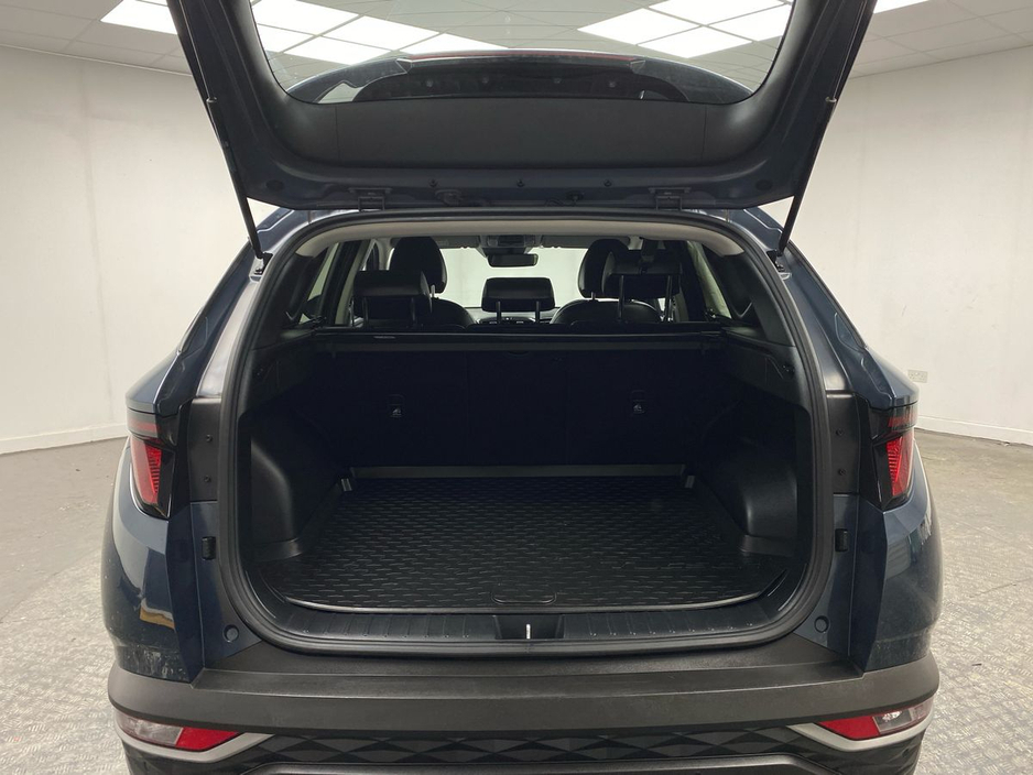 2023 Hyundai Tucson - image 9