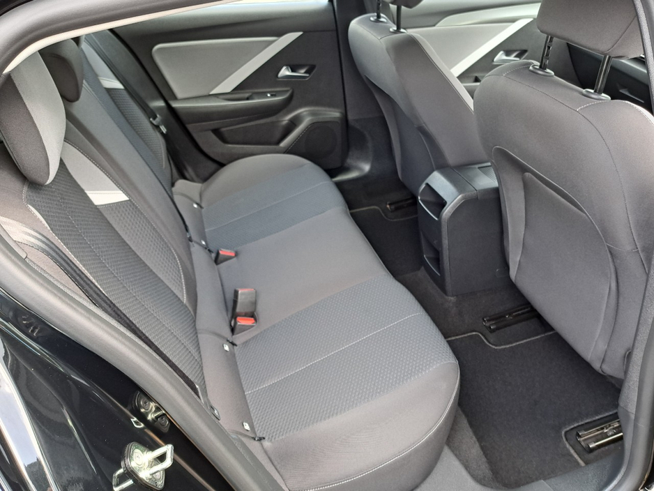 2024 Opel Astra - image 16