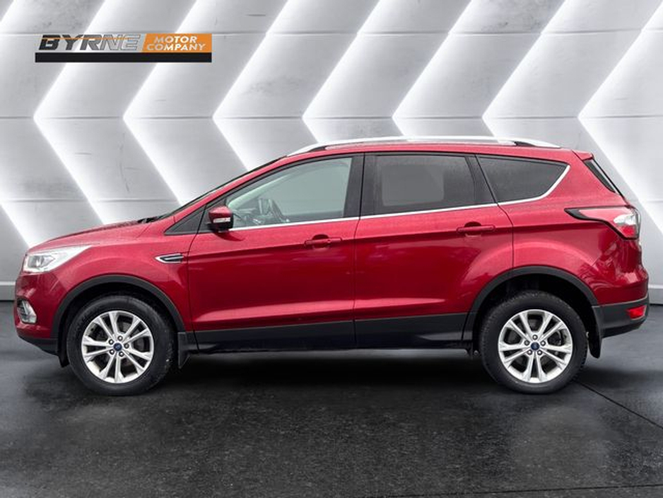 2019 Ford Kuga - image 2