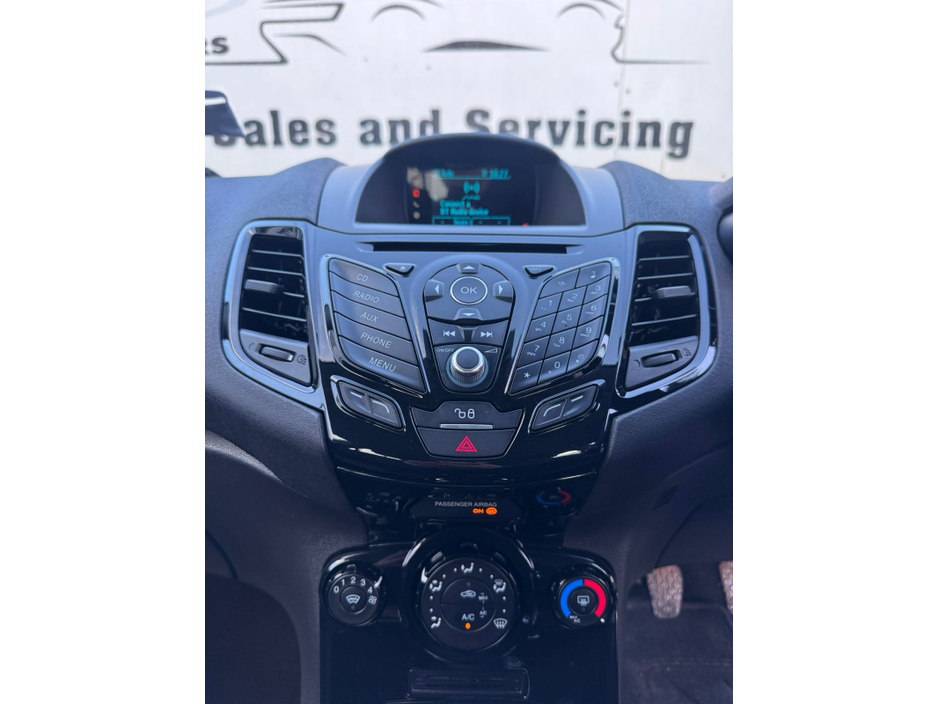 2015 Ford Fiesta MCA TITANIUM 1.5 75PS M5 4DR €8,750