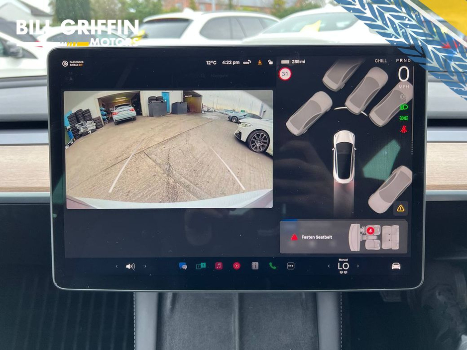 2022 Tesla Model 3 - image 3