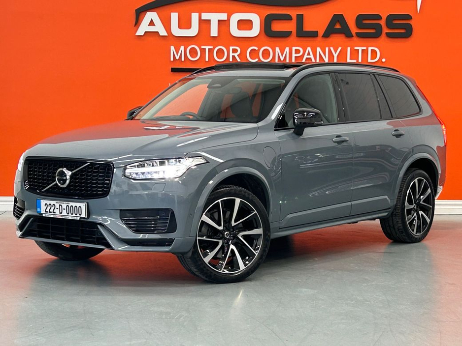 2022 Volvo XC90 - image 9