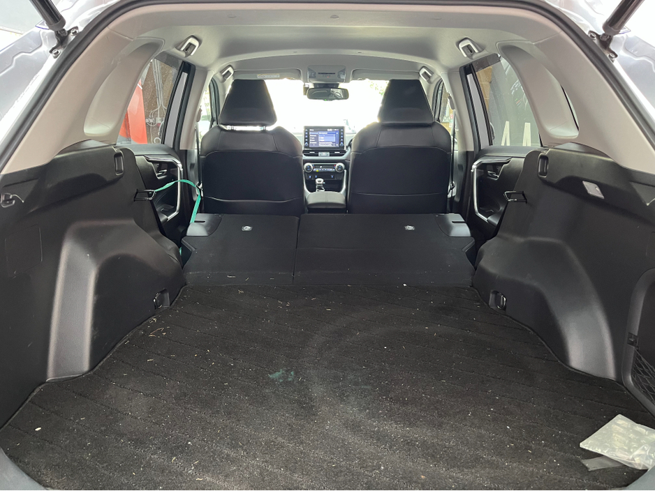 2021 Toyota Rav4 - image 7