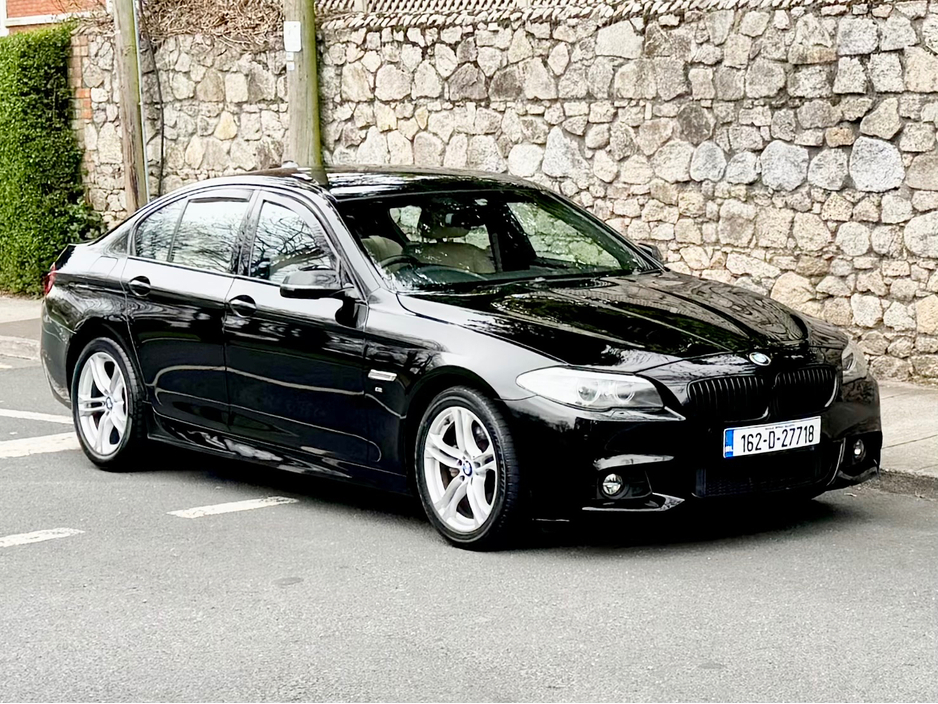 2016 BMW 5 Series - image 2