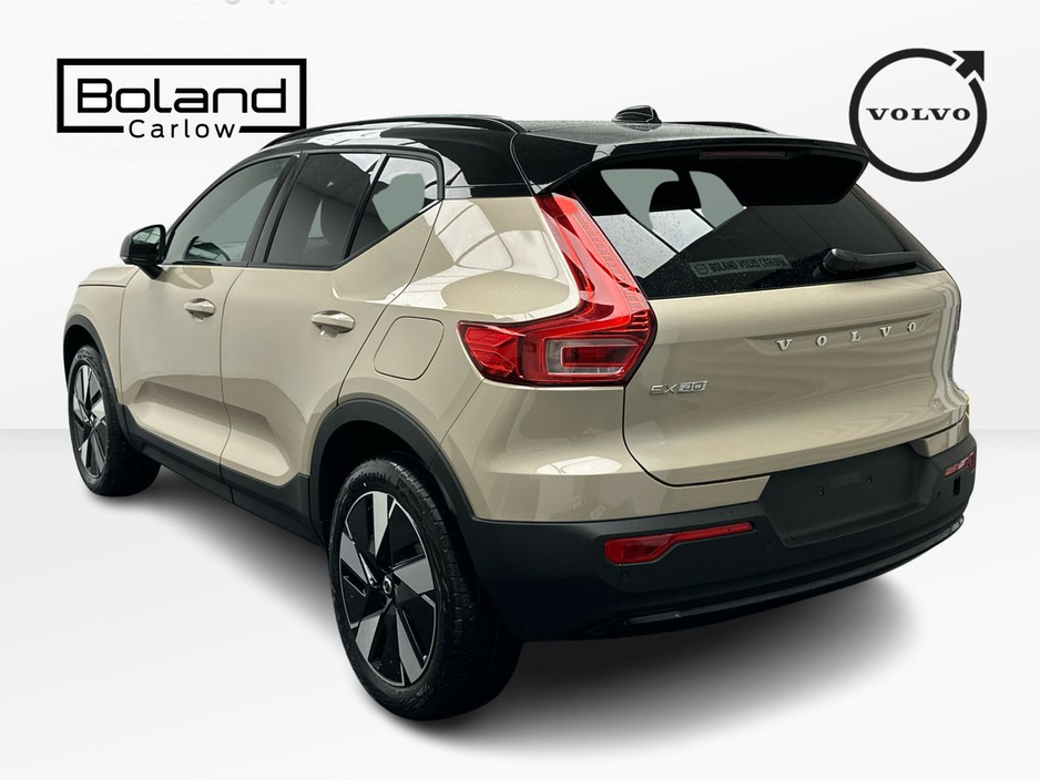 2026 Volvo EX40 - image 3