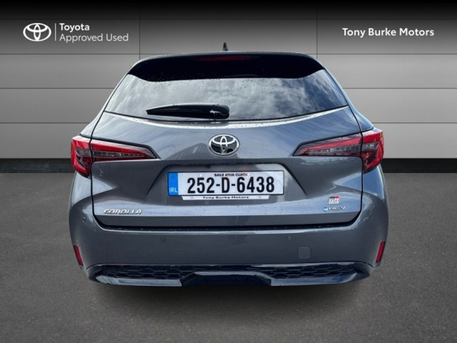 2025 Toyota Corolla - image 6