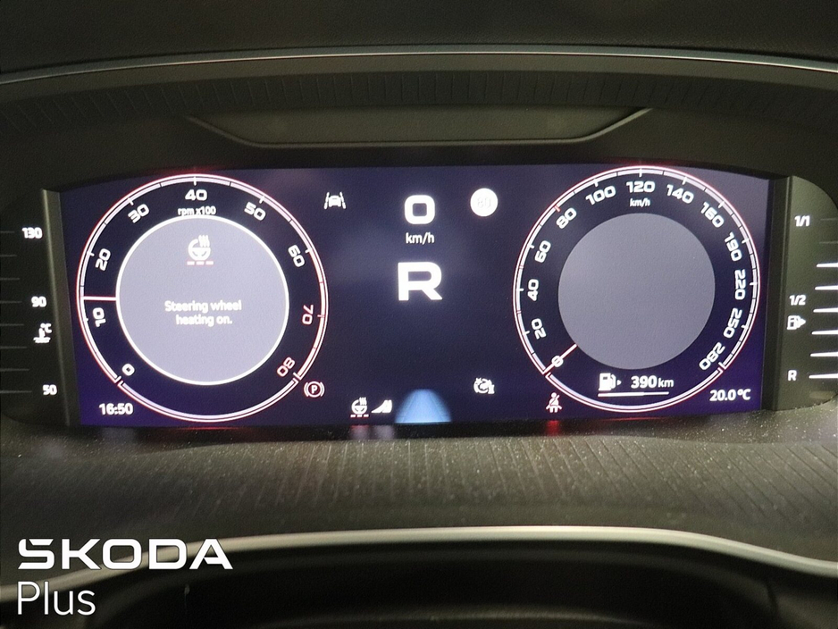 2025 Skoda Octavia - image 17