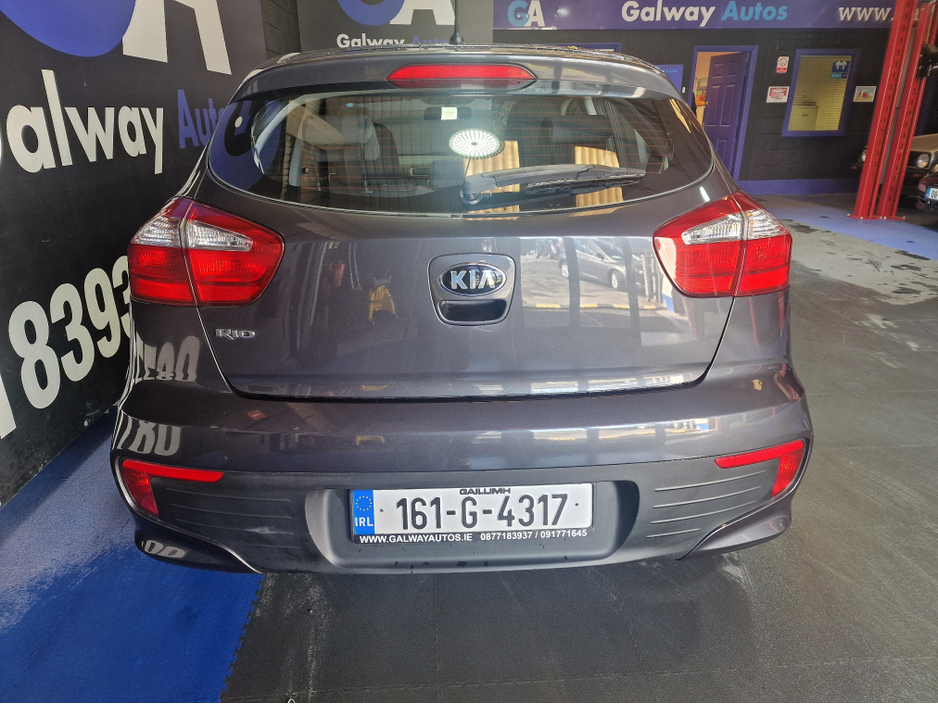 2016 Kia Rio - image 8