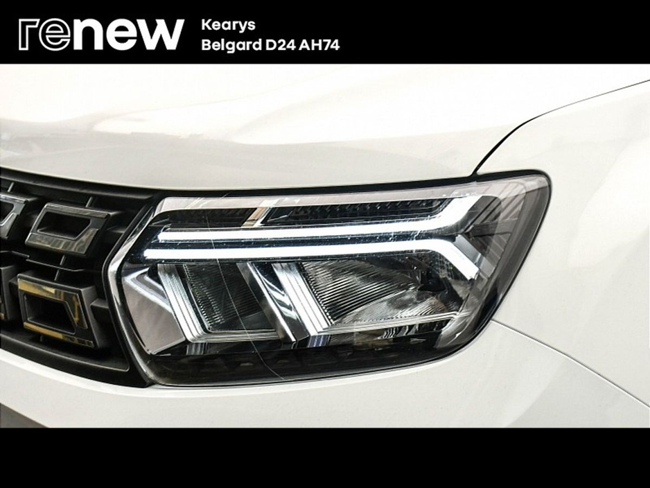 2021 Dacia Duster - image 17