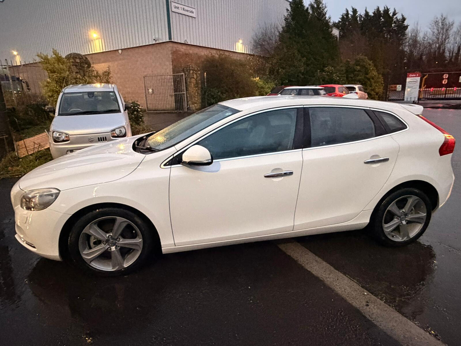 2014 Volvo V40 2.0 D4 ES AUTO €10,499
