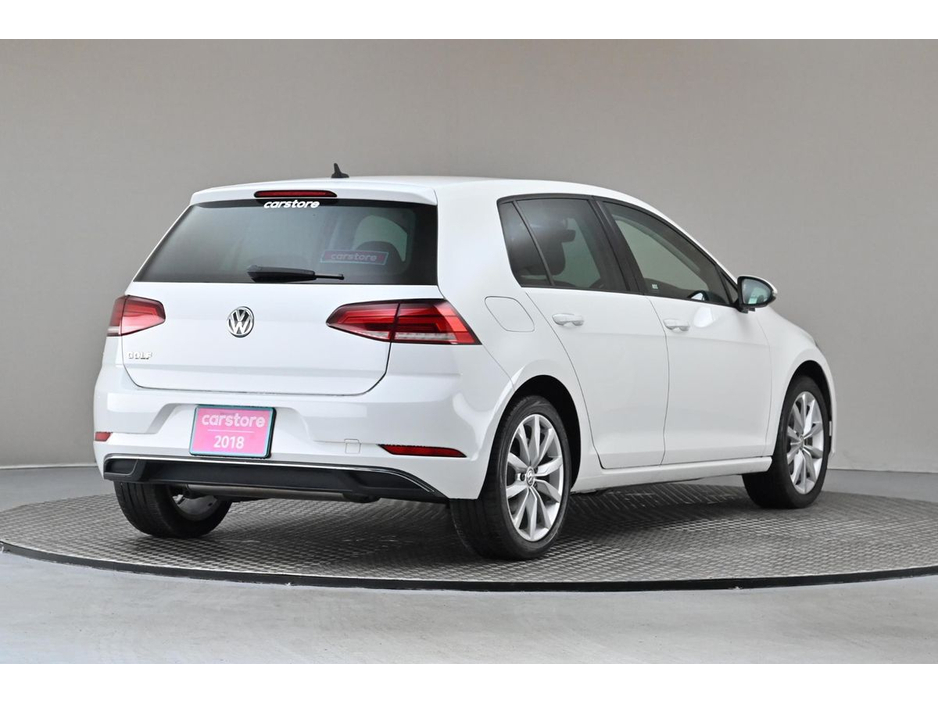 2018 Volkswagen Golf - image 23