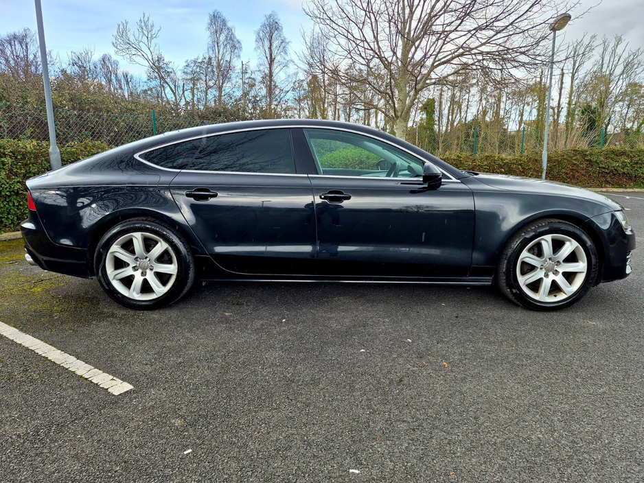 2013 Audi A7 - image 2