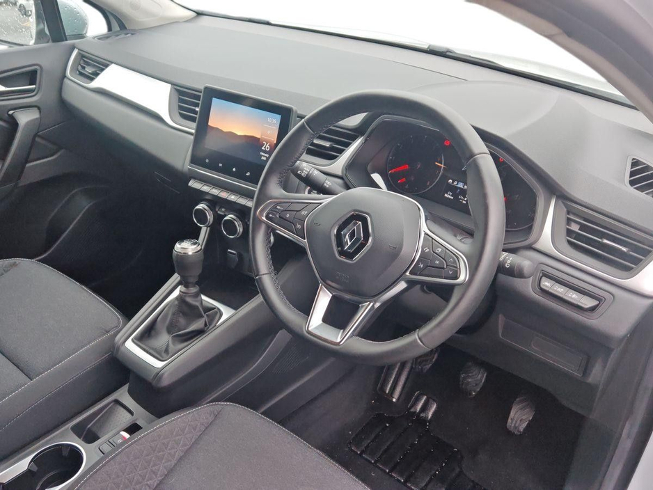 2024 Renault Captur - image 6