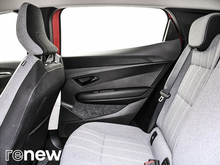 2023 Renault Megane E-Tech - image 11