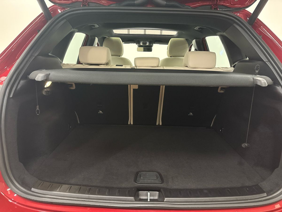 2025 Mercedes-Benz GLA Class - image 24