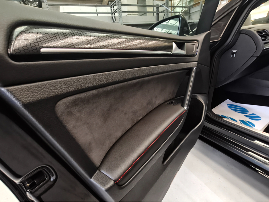 2016 Volkswagen Golf GTI Clubsport Track Edition//LOW KMs €29,450