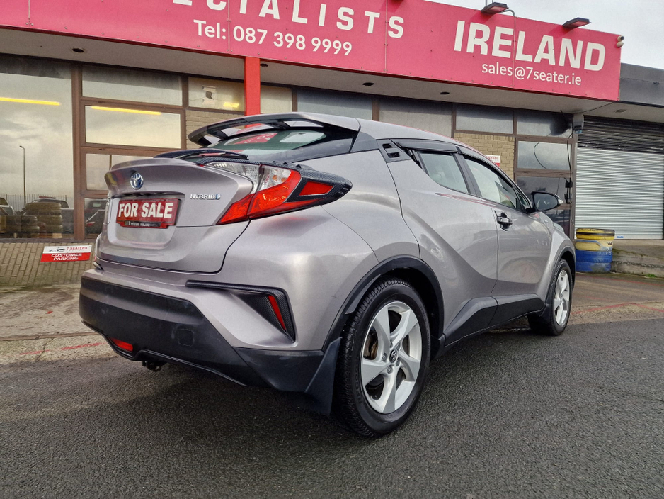 2018 Toyota C-HR - image 7