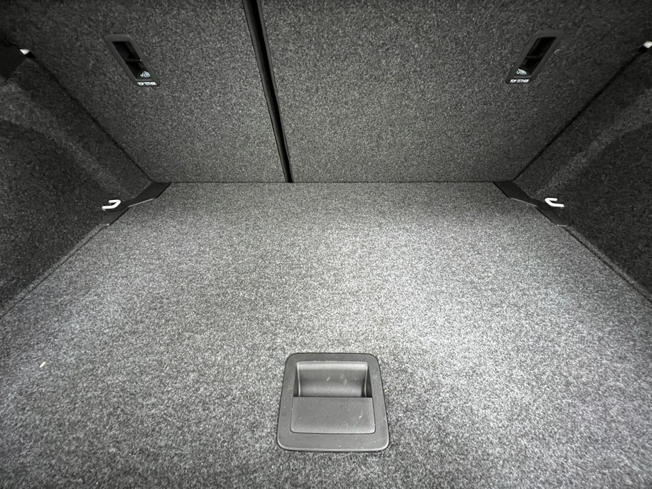 2018 Volkswagen Polo - image 8