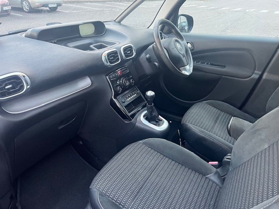 2017 Citroen C3 - image 14